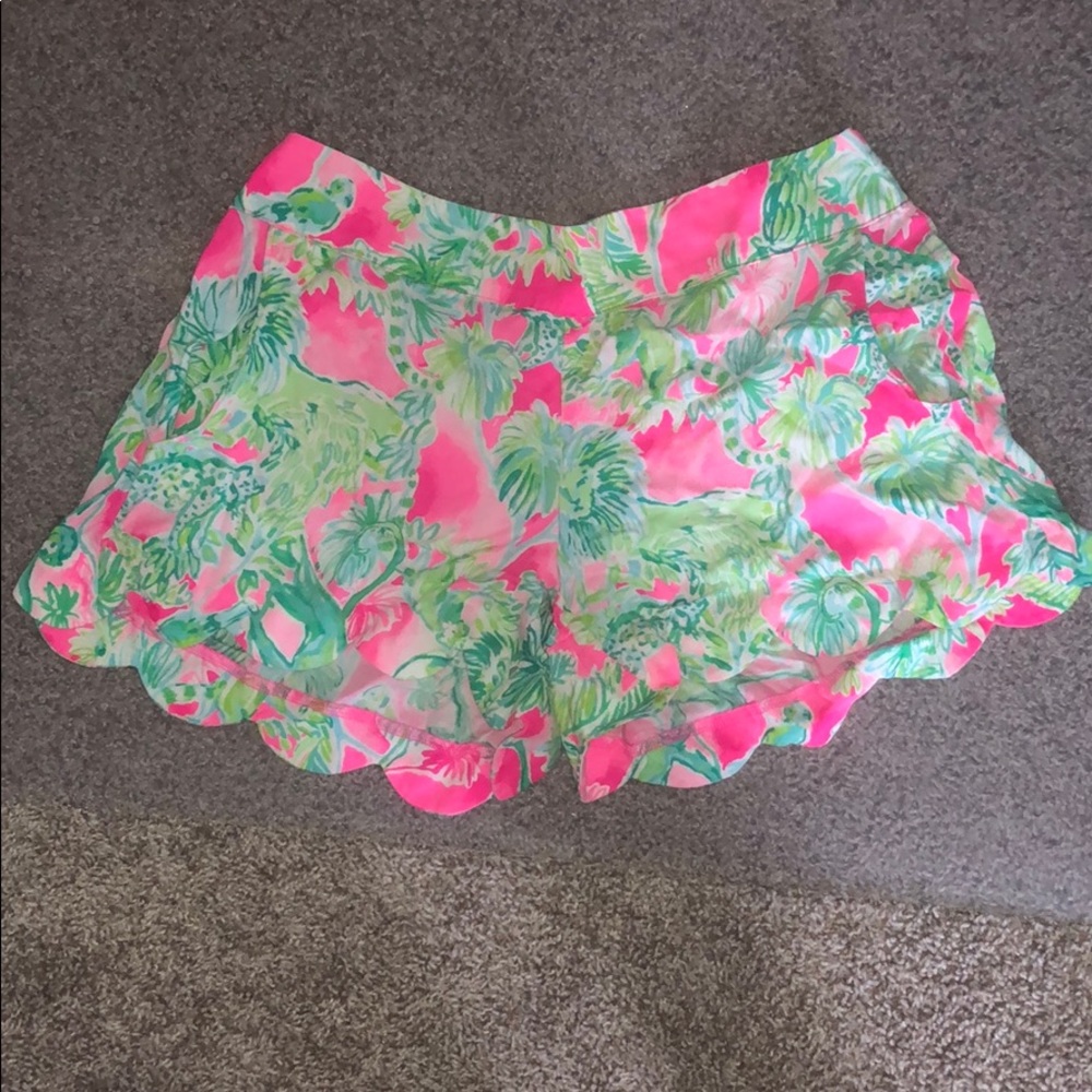 Lilly Pulitzer scalloped shorts